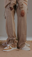 Load image into Gallery viewer, Women&#39;s Construct Jogging Bottoms - Iced Coffee