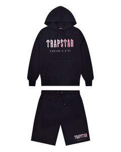 Decoded Chenille Hooded Shorts Set - Black/Pink