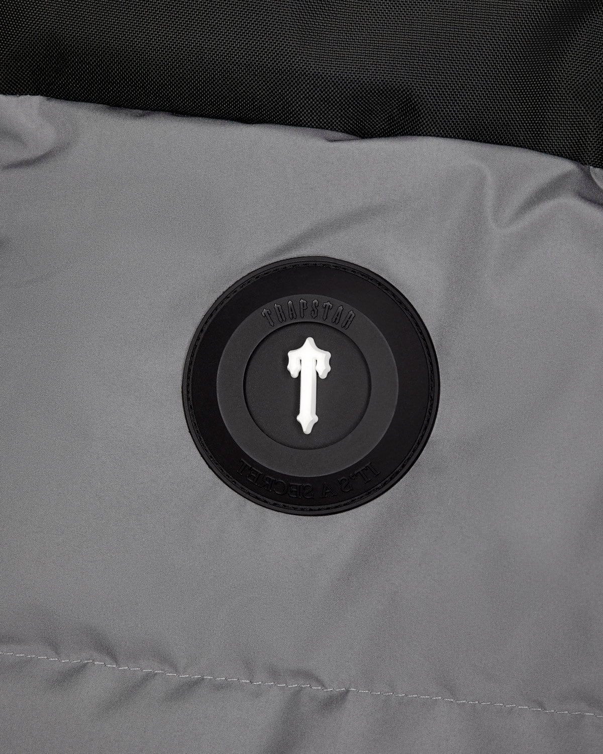 Decoded AW23 Puffer - Black/ Grey