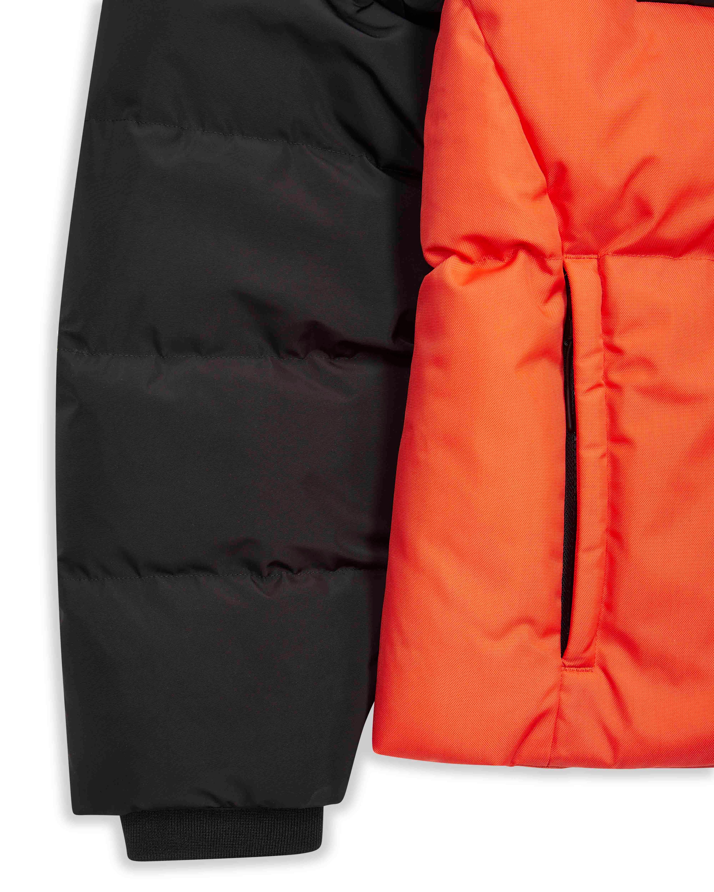 Decoded Puffer 25 - Black/Orange