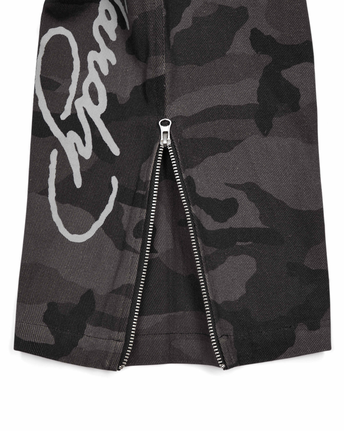 Trapstar x Ed Hardy Cargos - Black Camo