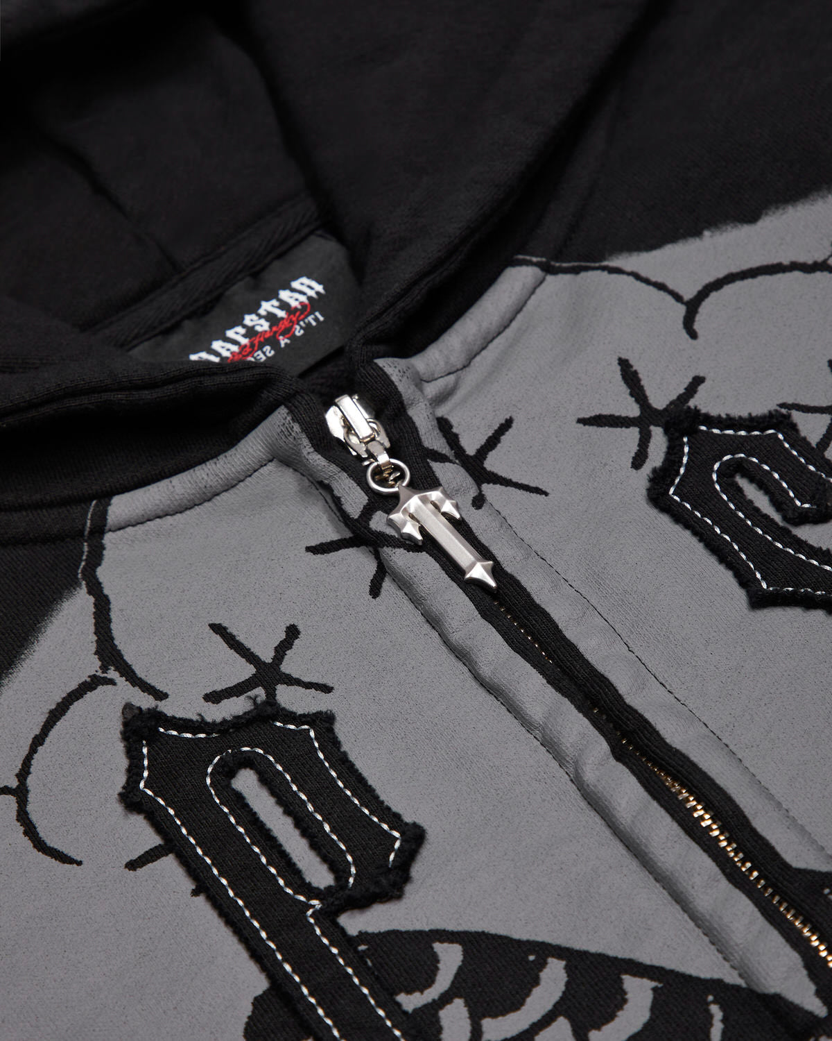 Trapstar x Ed Hardy Irongate Zip Through Hoodie - Black