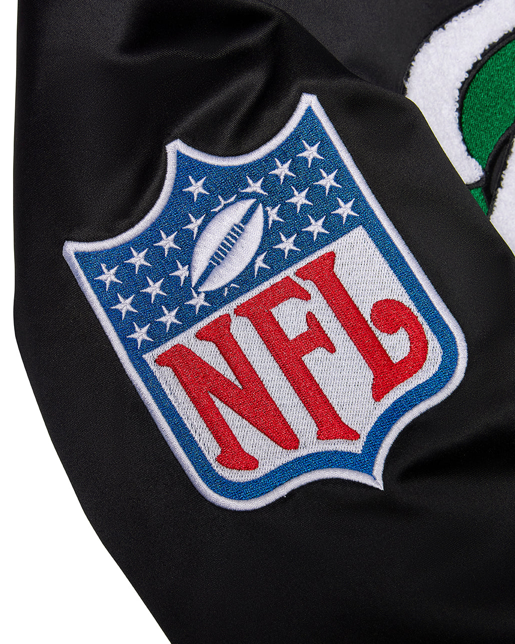 Trapstar x NFL Jets Satin Bomber - Black