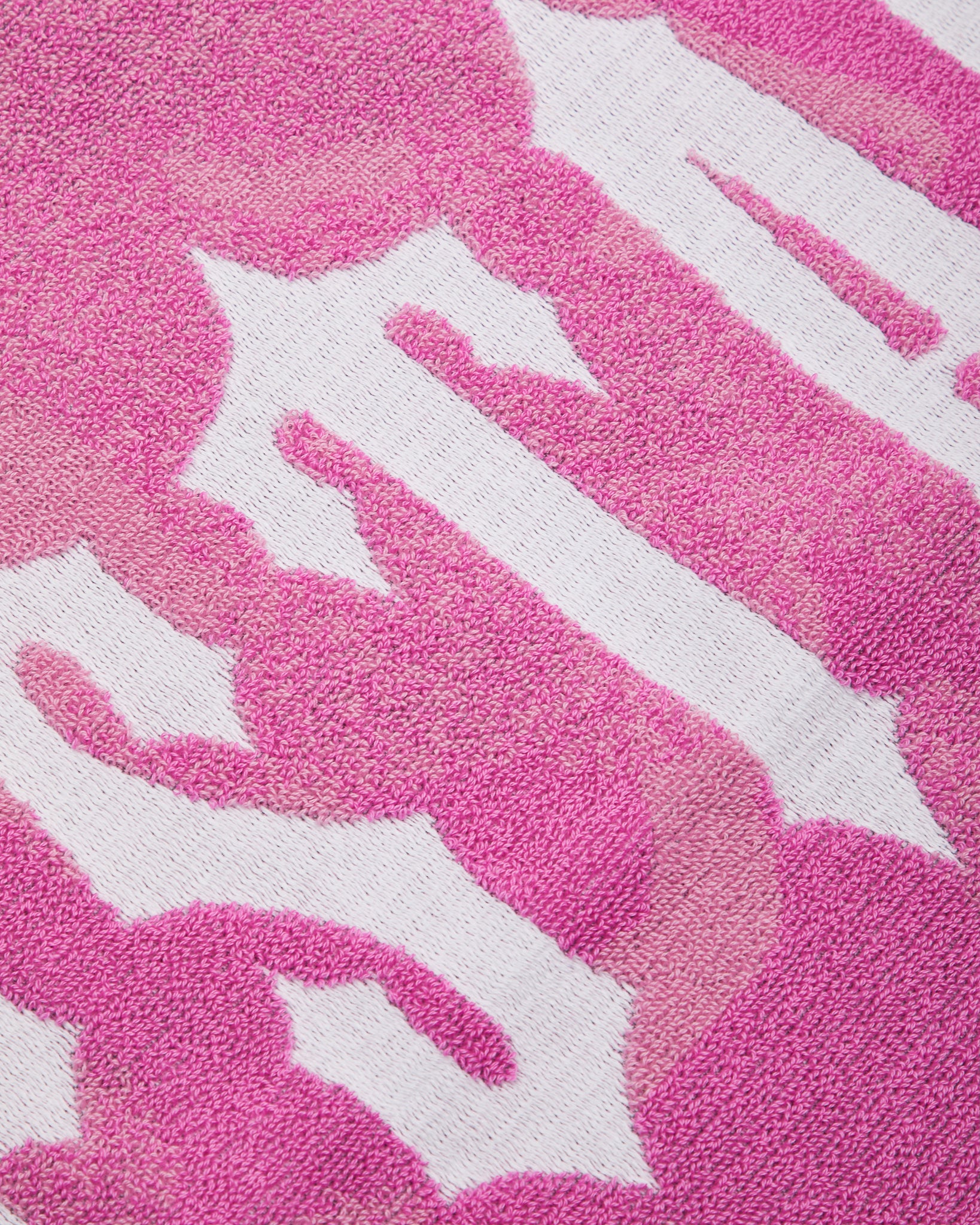 Irongate Beach Towel - Pink Camo