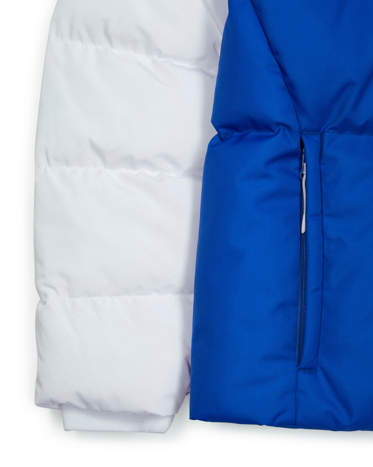 Decoded Puffer 25 - White/Blue