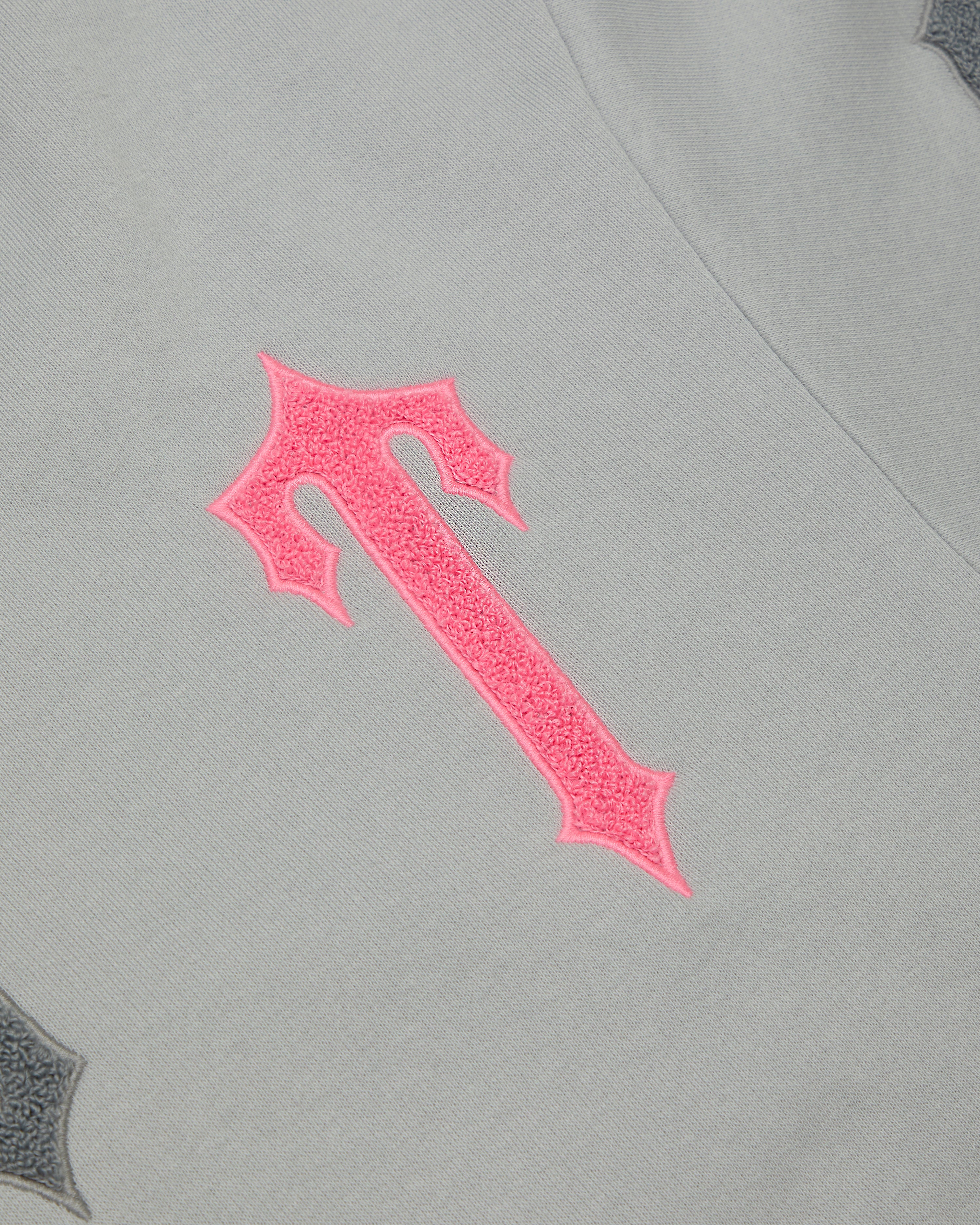 Irongate Arch Chenille 2.0 Tracksuit - Grey/Pink