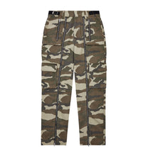 Load image into Gallery viewer, Women&#39;s Cargo Pants - Camo