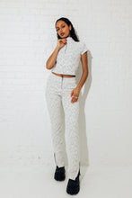 Load image into Gallery viewer, Women&#39;s Jacquard Fitted Zip Crop Top - White